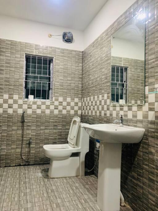 White Orchid, Unique & Stylish, Executive 2Bhk. Daire Guwahati Dış mekan fotoğraf